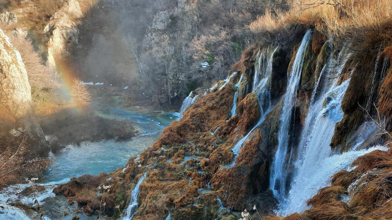Vacation House Home, Plitvice Lakes National Park Plitvička Jezera エクステリア 写真