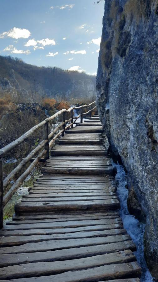 Vacation House Home, Plitvice Lakes National Park Plitvička Jezera エクステリア 写真