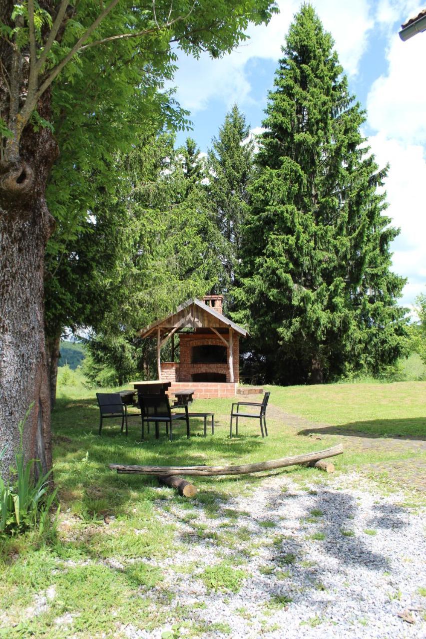 Vacation House Home, Plitvice Lakes National Park Plitvička Jezera エクステリア 写真