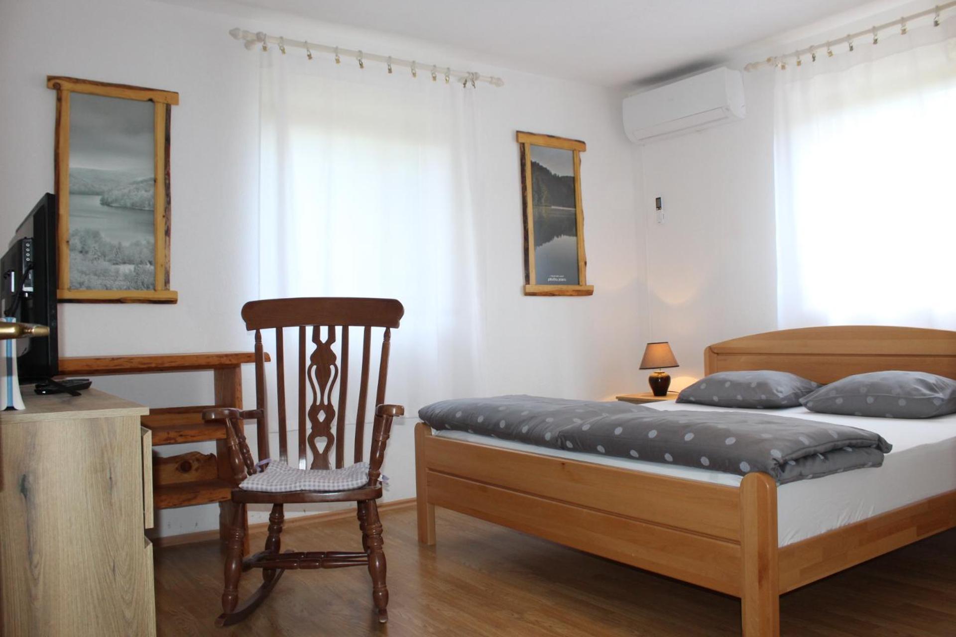 Vacation House Home, Plitvice Lakes National Park Plitvička Jezera エクステリア 写真