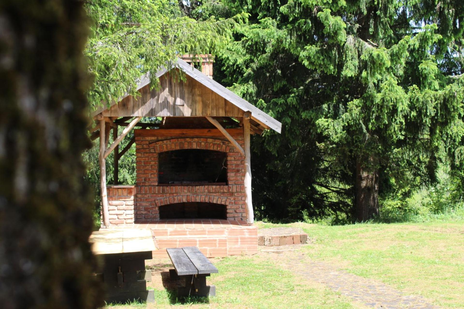 Vacation House Home, Plitvice Lakes National Park Plitvička Jezera エクステリア 写真